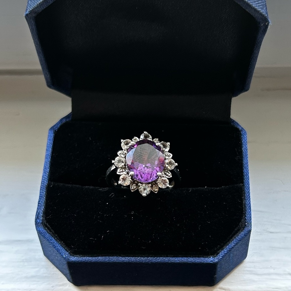 Sparkly Purple Gemstone Ring Size 7 - Picture 3 of 17
